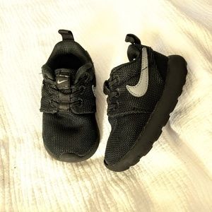Nike Shoes - Nike kids Shoes Nike Shoes - Nike kids Shoes